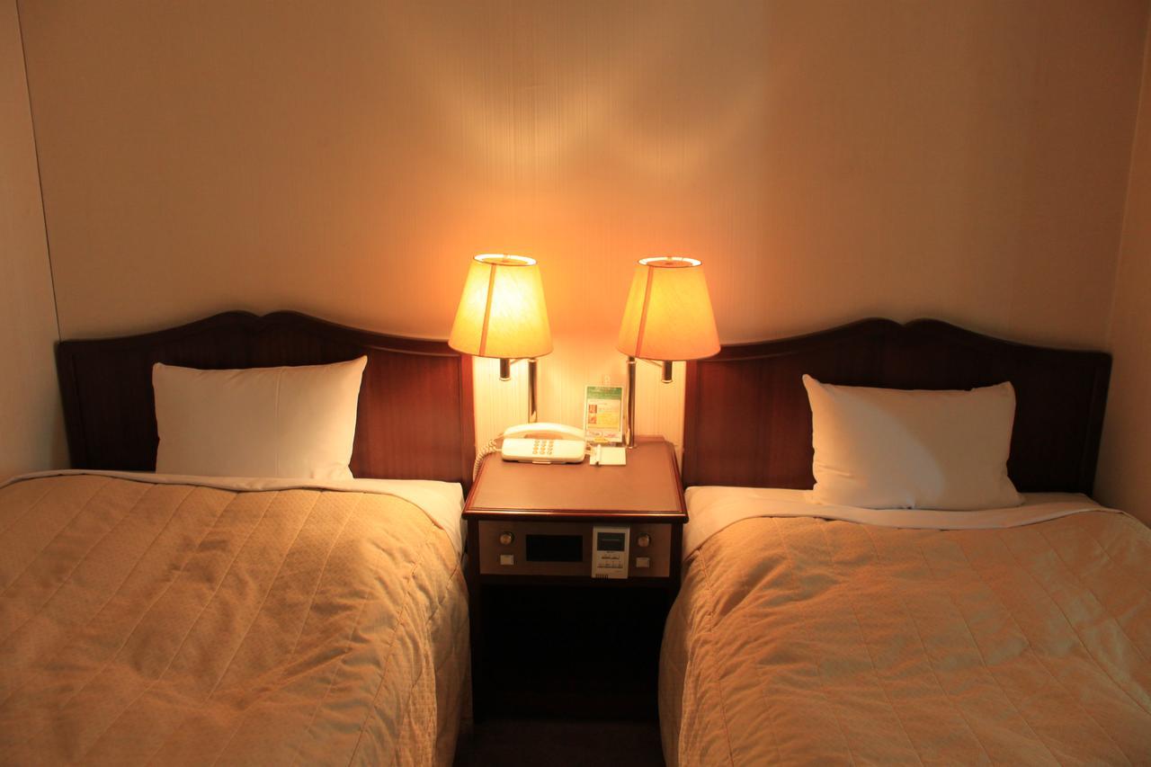 Marine Hotel